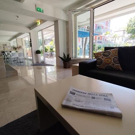 Hotel Desire' Riccione Exterior foto