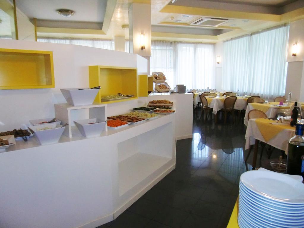 Hotel Desire' Riccione Exterior foto